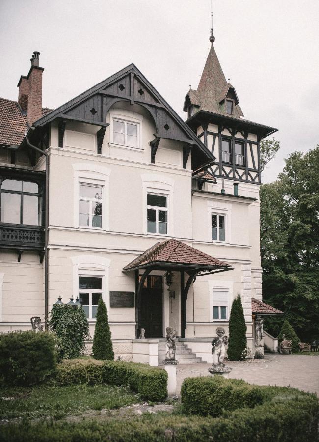 Gloegglhof Bed & Breakfast Trofaiach Exterior photo
